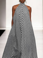 A-Line Loose Backless Contrast Color Elasticity Pockets Halter-Neck Maxi Dresses